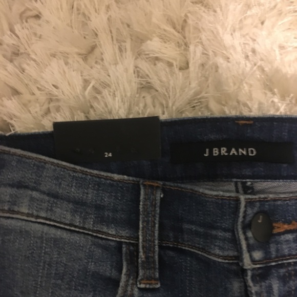 🆕 J BRAND distressed skinny jeans 🆕 - Picture 9 of 14